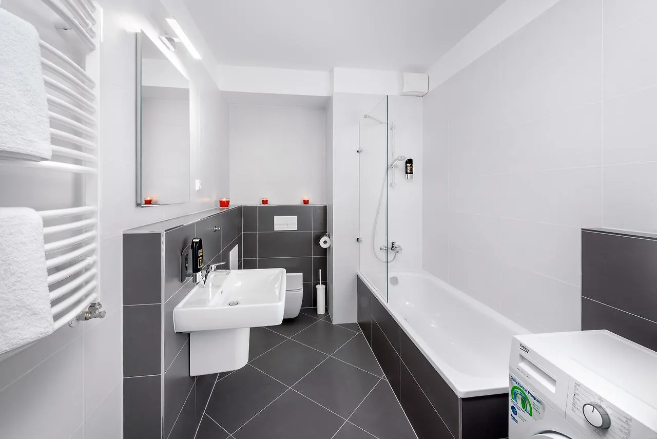 Citywest Apartments Praga