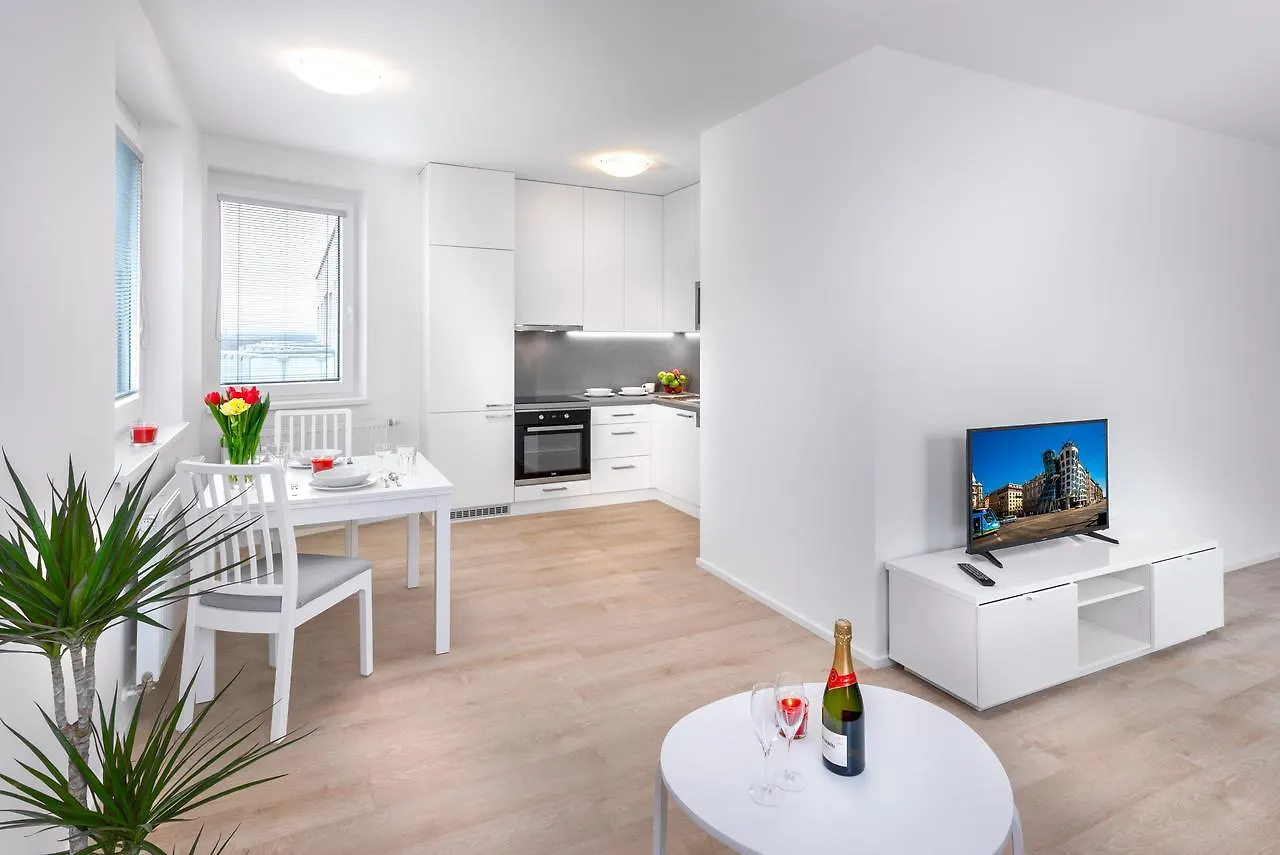 Citywest Apartments Praga
