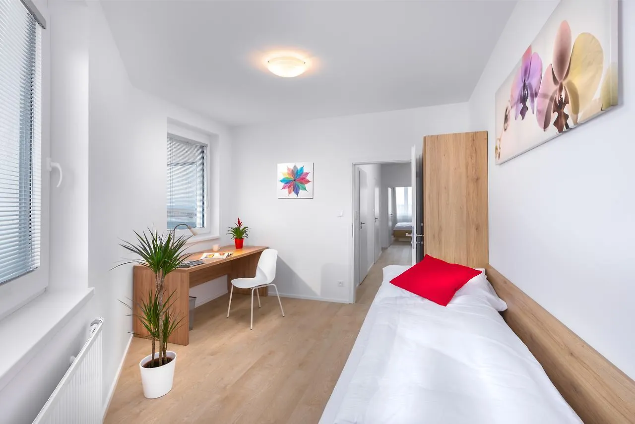 Citywest Apartments Praga República Checa